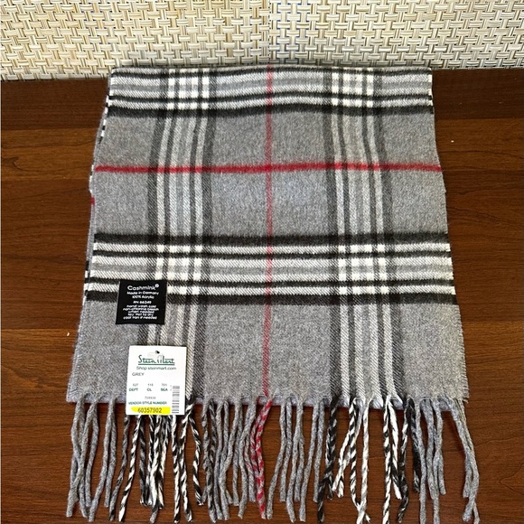 NWT Heather Gray Tartan Plaid Cashmink Scarf by V.FRAAS Germany - Picture 1 of 6